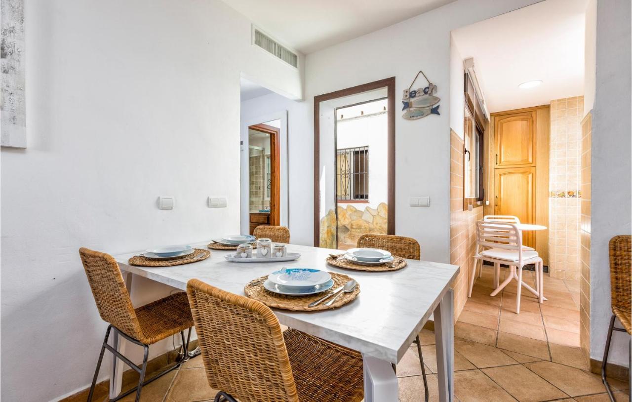 Gorgeous Home In Marbella With Kitchen Екстериор снимка